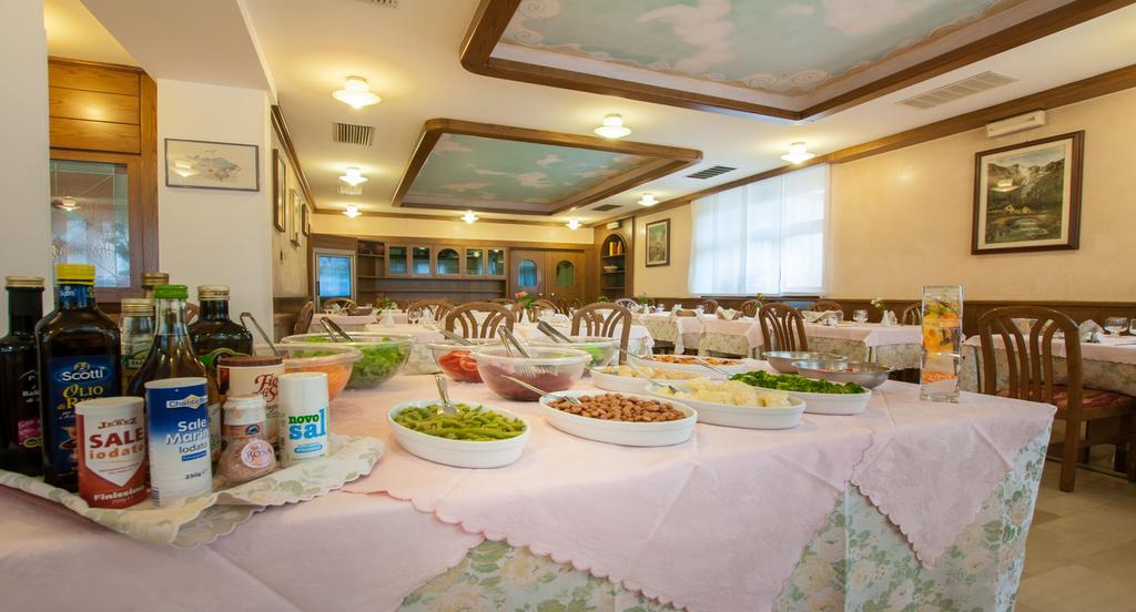 Albergo Sayonara Комано-Терме Екстер'єр фото